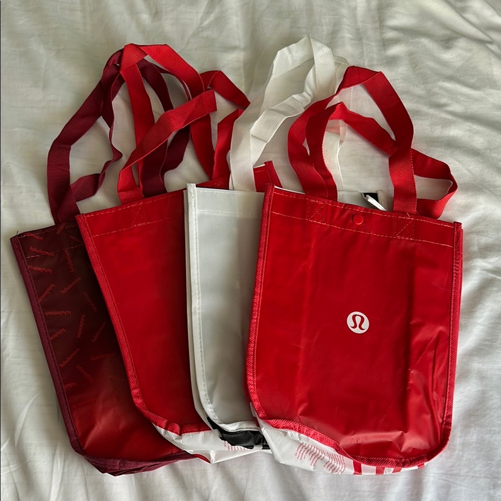 Free Bag w/ Lululemon Purchase!